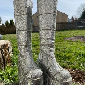 DEMONIA SPARKLE PLATFORMS